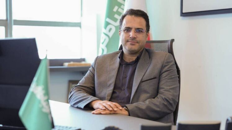 دکتر مهدی باستان مدیر عامل ارتباط فردا شد. 